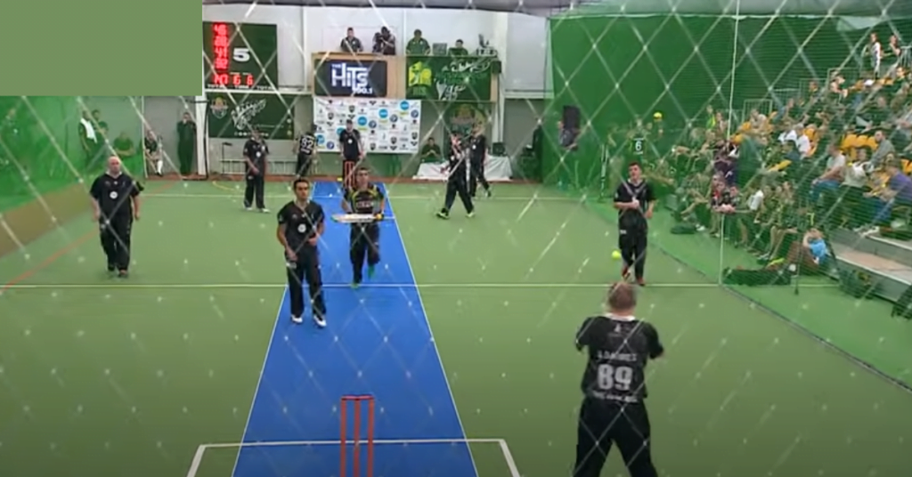  how to play a indoor cricket match 
