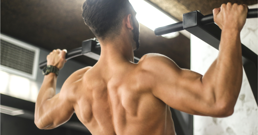 1. Strengthens Upper Body Muscles