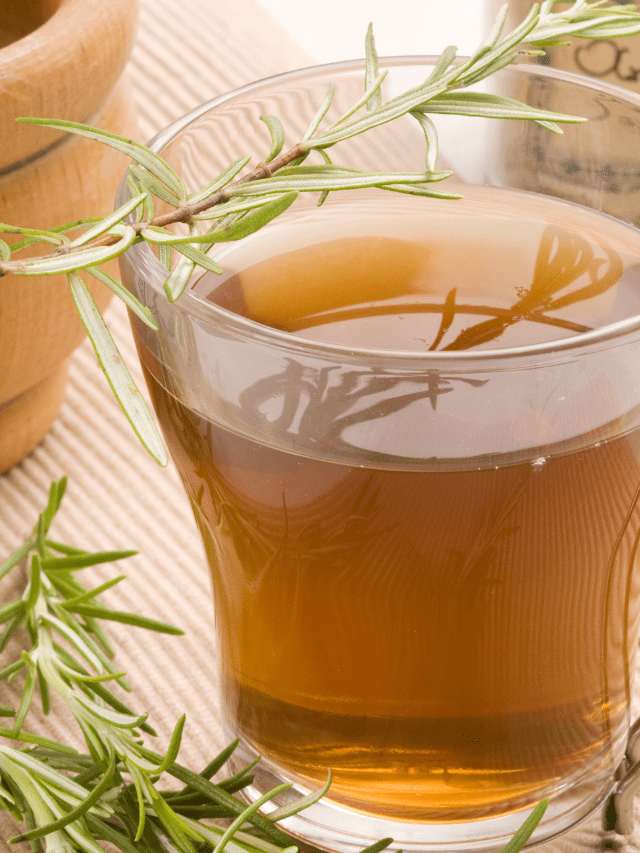 Benefits of Rosemary Tea